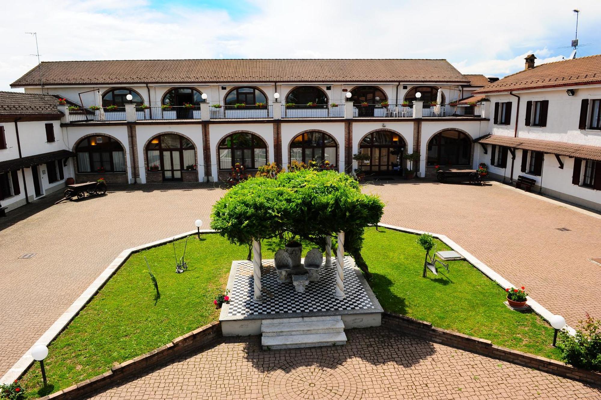 Il Carrettino Country Hotel Tortona Luaran gambar