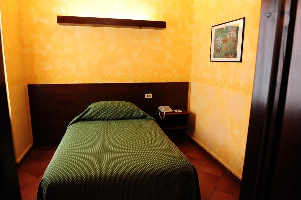 Il Carrettino Country Hotel Tortona Bilik gambar